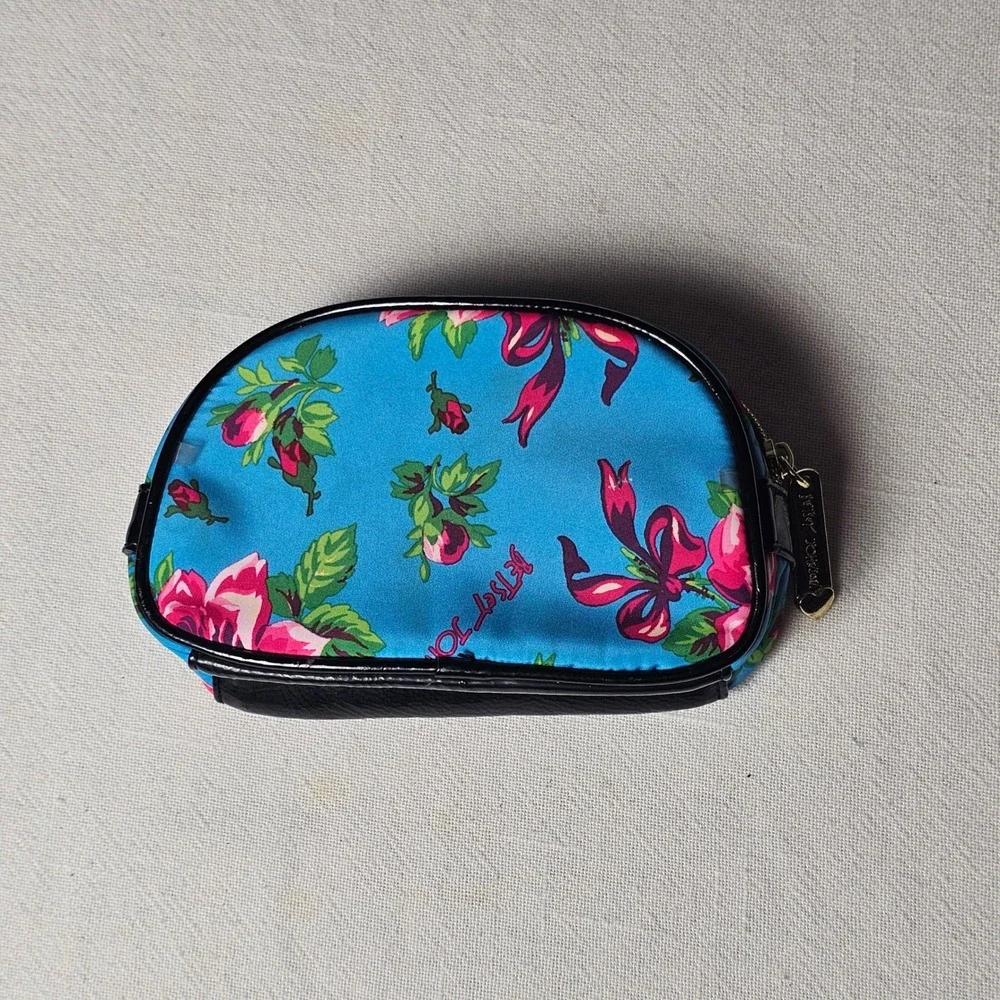 Betsey Johnson Blue Floral Rose Makeup Bag Pouch Black Patent Trim Gold Hardware